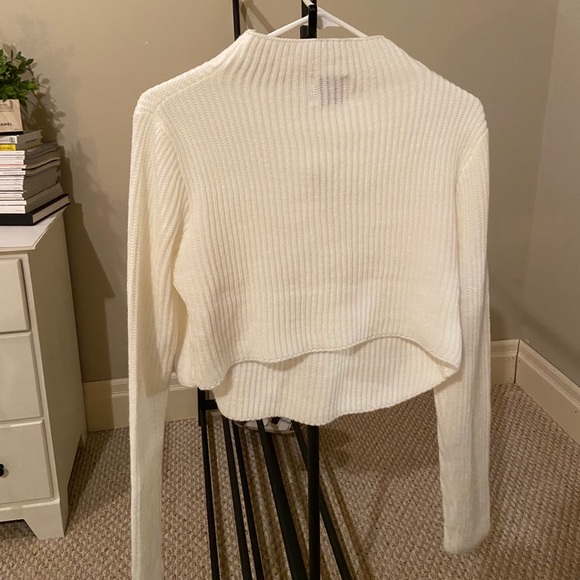 PRINCESS POLLY LONG SLEEVE - Picture 2 of 2